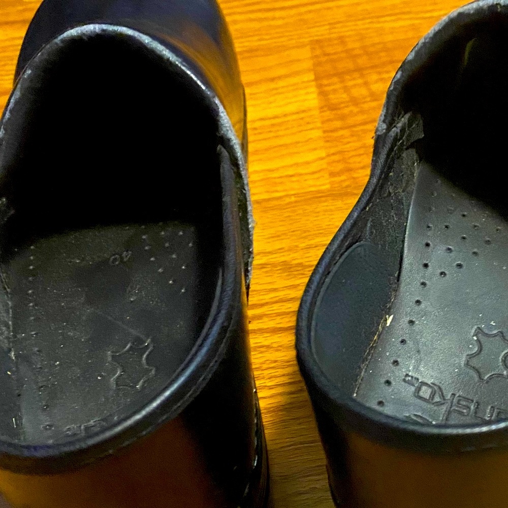 Work Clogs - image 2